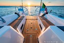 Italia Yachts Italia 12.98 cockpit Image issue de la documentation commerciale © Italia Yachts