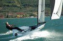 RS Sailing RS 100 en navigation Image issue de la documentation commerciale © RS Sailing