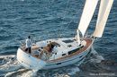 Bavaria Yachts Bavaria Cruiser 37 en navigation Image issue de la documentation commerciale © Bavaria Yachts