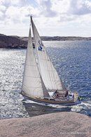 Hallberg-Rassy 40 MkII sailing Picture extracted from the commercial documentation © Hallberg-Rassy
