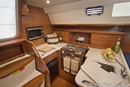 Marlow Hunter 33 interior and accommodations Picture extracted from the commercial documentation © Marlow Hunter