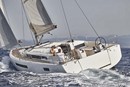 Jeanneau Sun Odyssey 490 sailing Picture extracted from the commercial documentation © Jeanneau