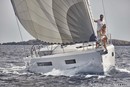 Jeanneau Sun Odyssey 490 sailing Picture extracted from the commercial documentation © Jeanneau