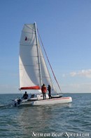 Astus Boats Astus 24 en navigation Image issue de la documentation commerciale © Astus Boats