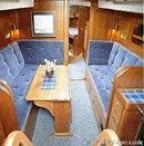 Hallberg-Rassy 352 interior and accommodations Picture extracted from the commercial documentation © Hallberg-Rassy