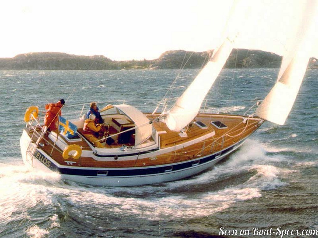 b 38 sailboat