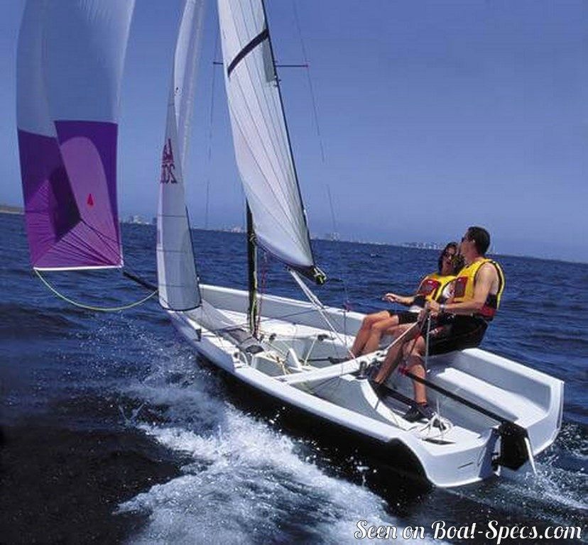 laser 2000 sailboat for sale