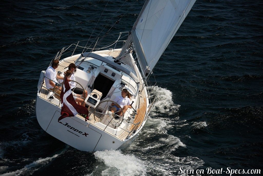 xc 35 sailboat