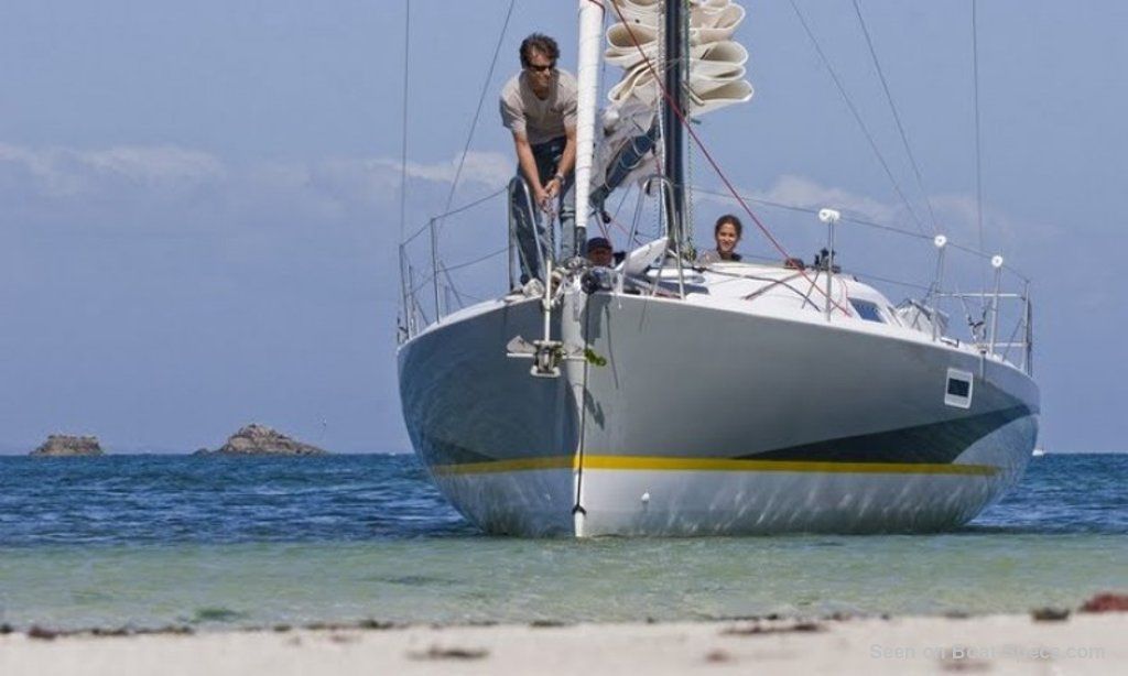 Pogo 10.50 swing keel (Structures) sailboat specifications